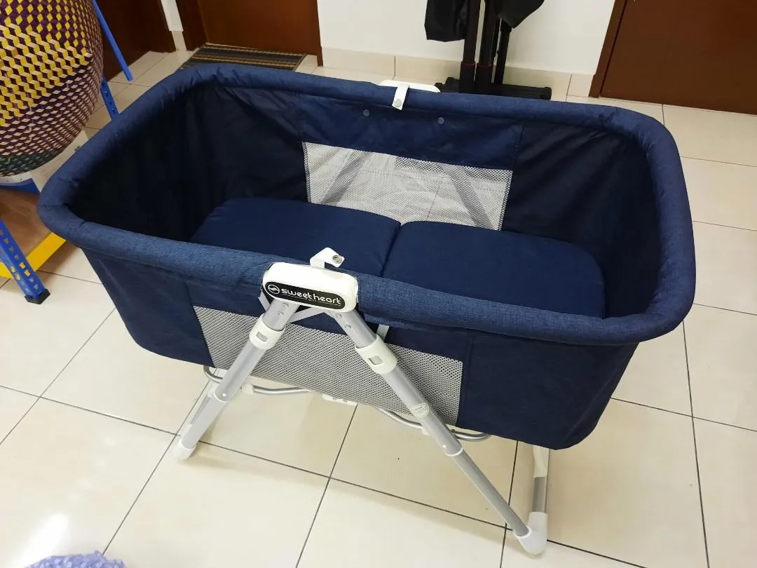 98 x 74 x 57cm Foldable Portable Bedside Sleeper Baby Travel Cot BB-2
