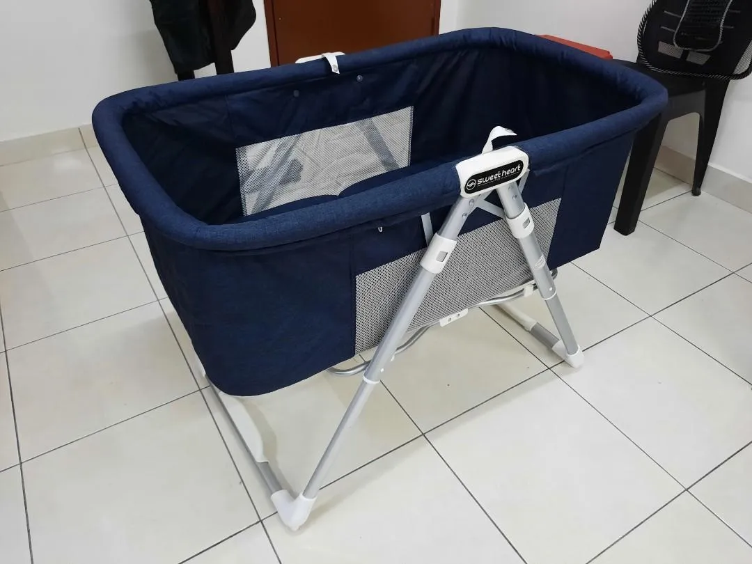 98 x 74 x 57cm Foldable Portable Bedside Sleeper Baby Travel Cot BB-2